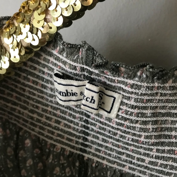 Off the shoulder olive green floral top - Picture 2 of 2